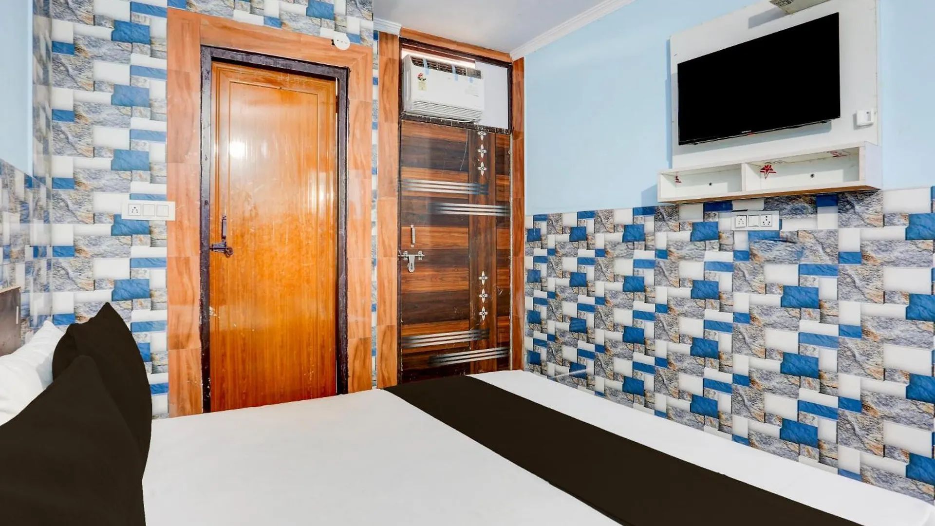 Hotel O Silver Town Residency Delhi   Delhi (National Capital Territory of India)
