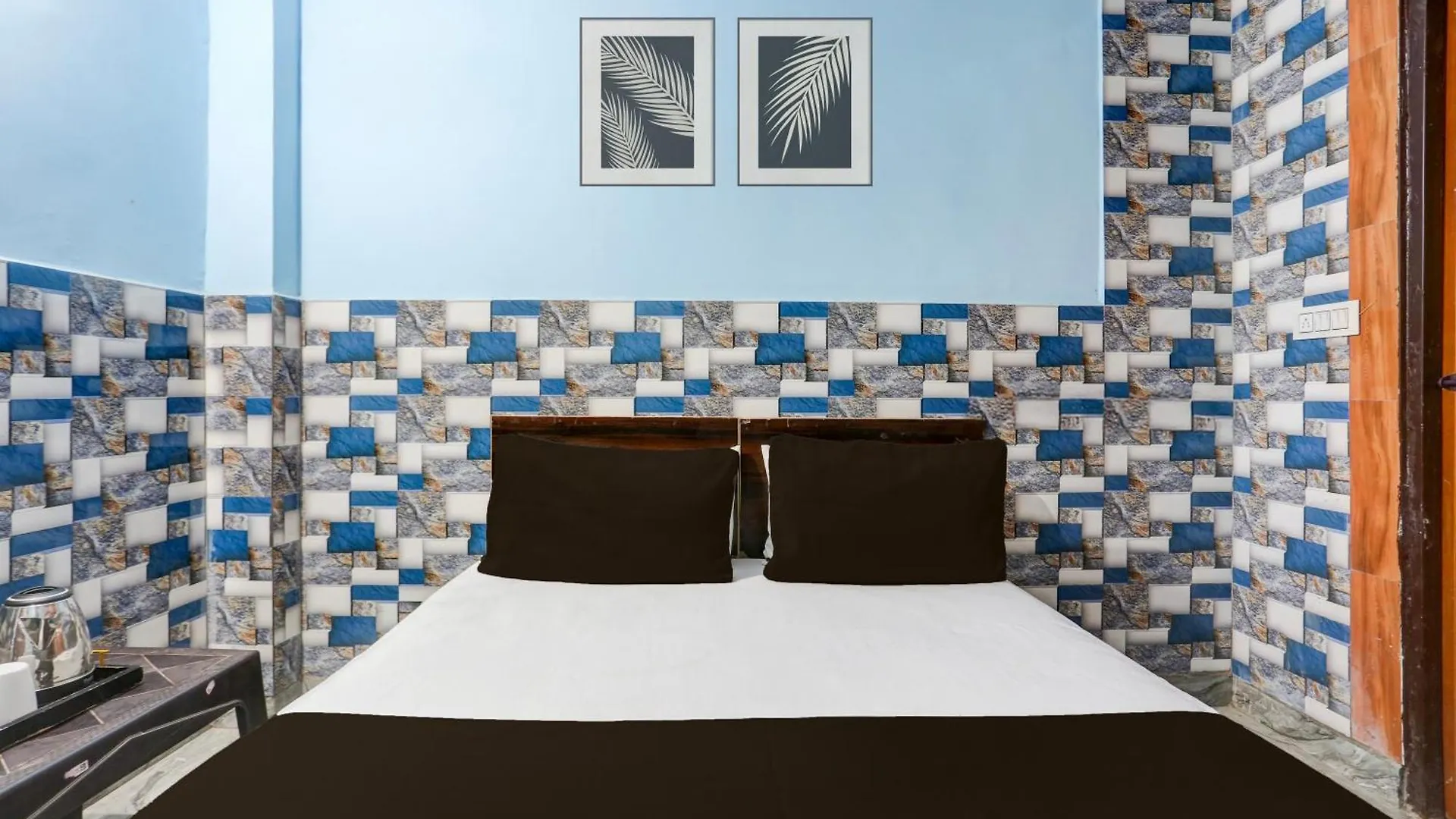 Hotel O Silver Town Residency Delhi  3*, Delhi (National Capital Territory of India)